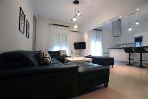 Estia Luxury House
